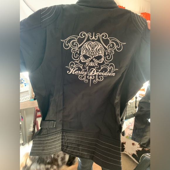 Harley Davidson Jacket - Picture 1 of 8